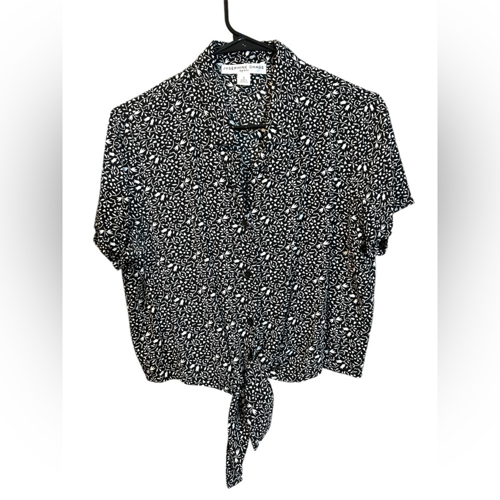 Josephine Chaus‎ Black and White Tie Front Blouse